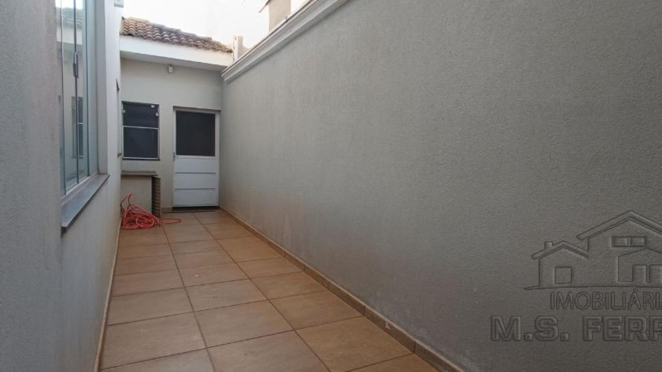 CASA NO Jardim Morumbi em Assis