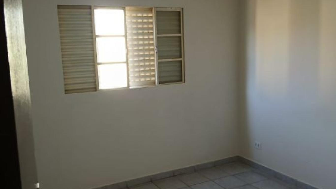 APARTAMENTO NA Conjunto Habitacional Irmã Catarina em Assis