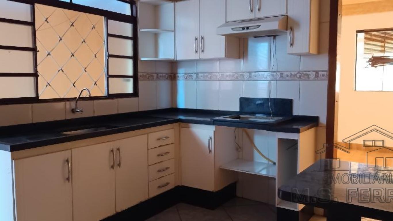 CASA NA Vila Ribeiro em Assis