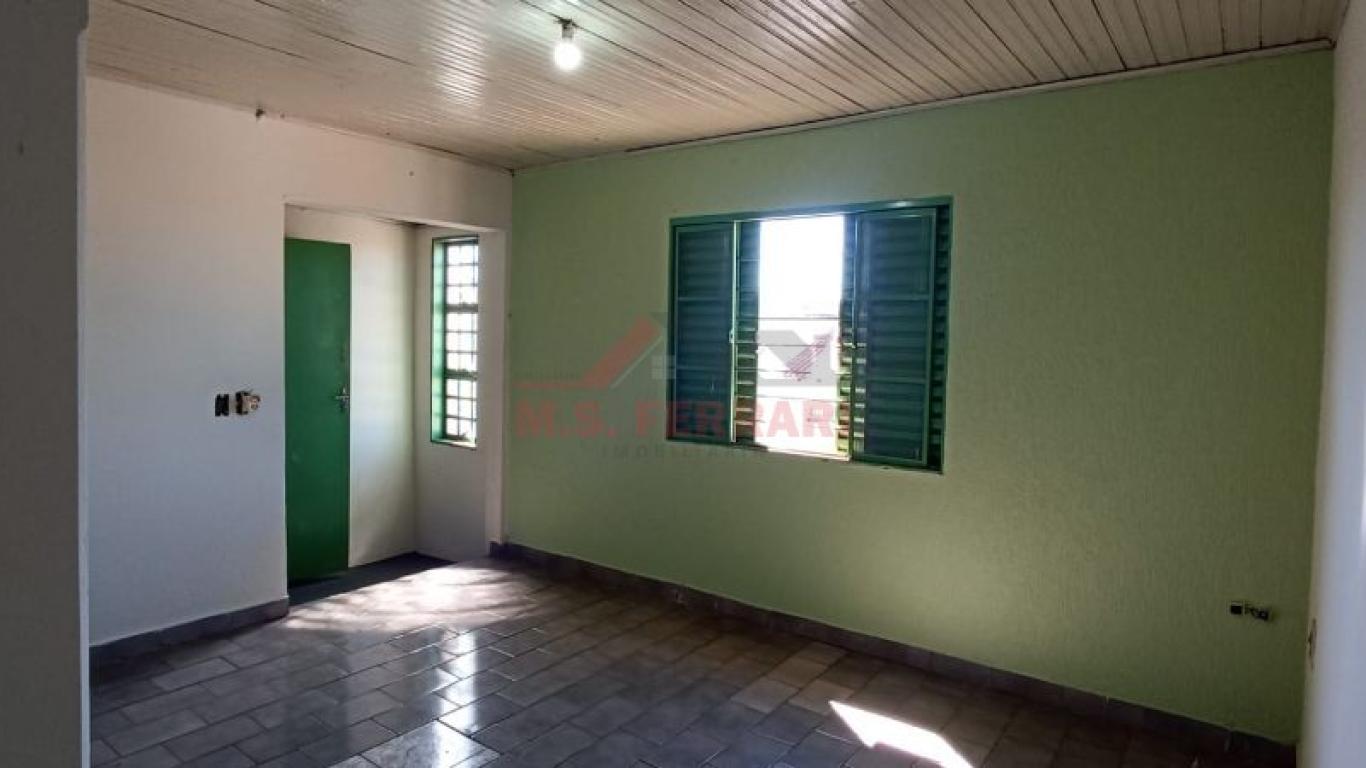 CASA NA Vila Xavier em Assis
