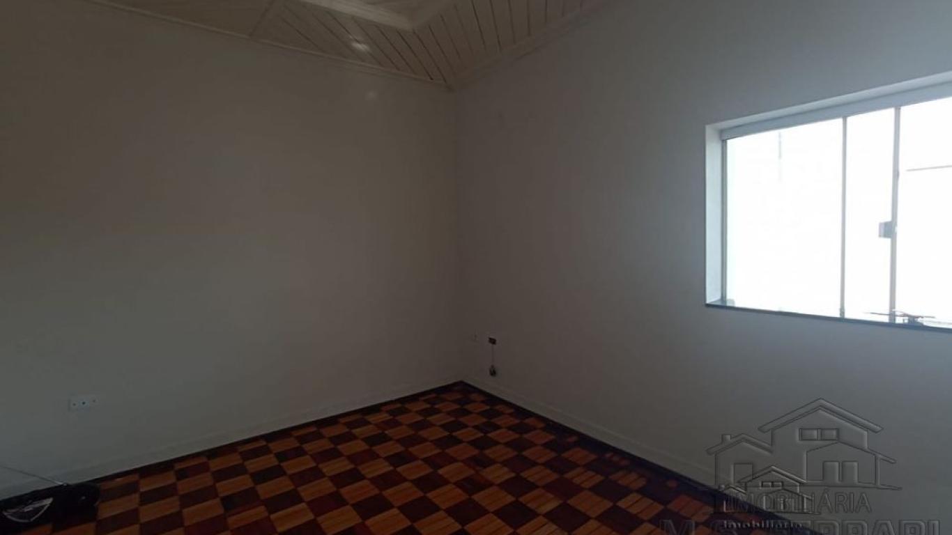 CASA NA Vila Glória em Assis