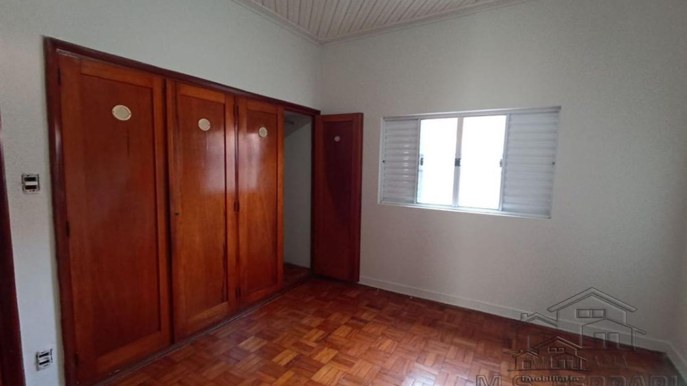 CASA NA Vila Glória em Assis