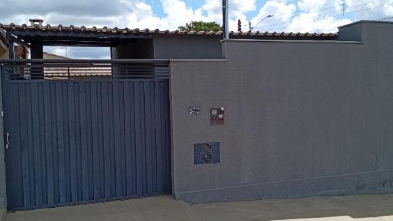 CASA NA Vila Carvalho em Assis