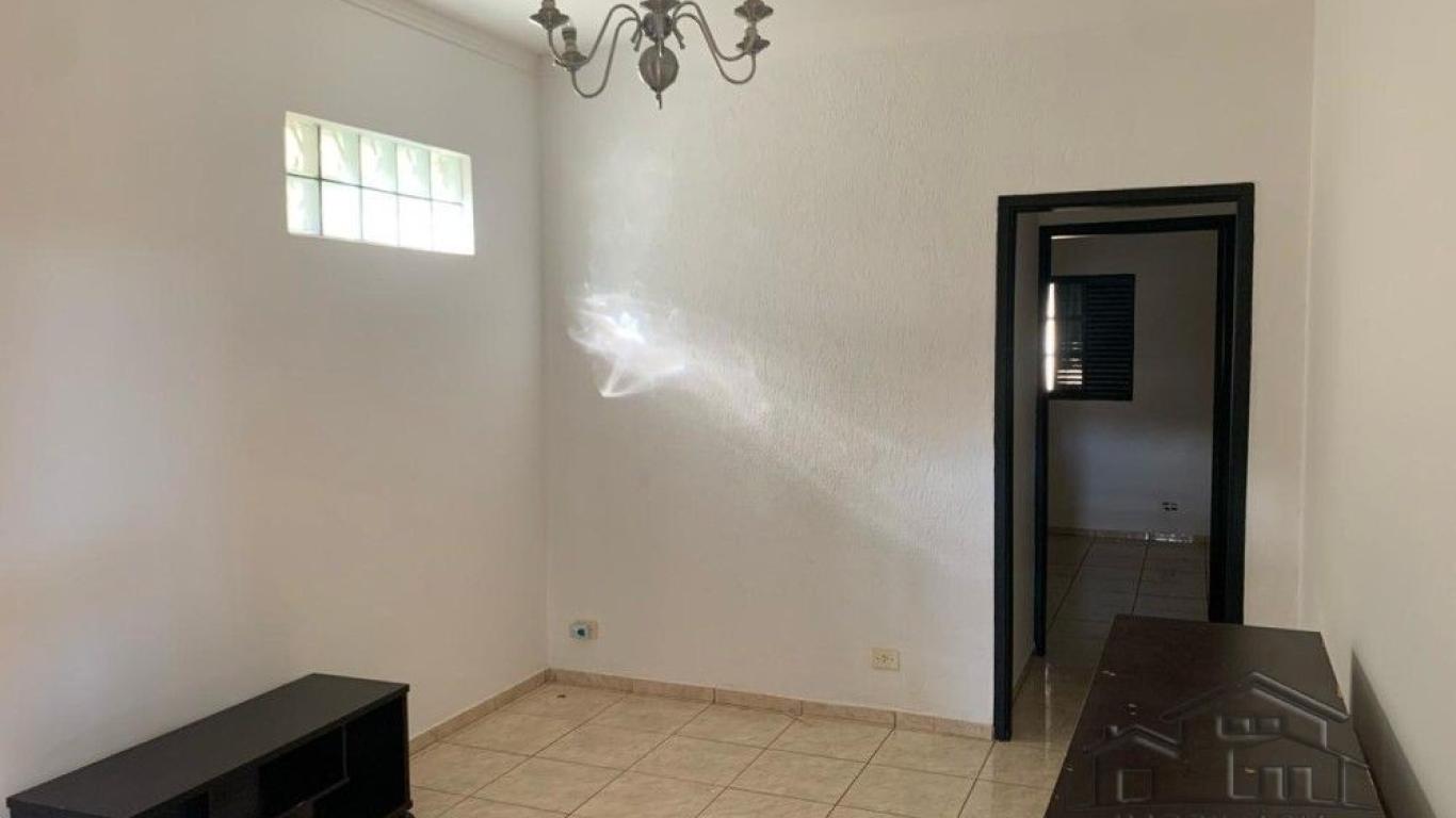 CASA NO San Fernando Valley em Assis