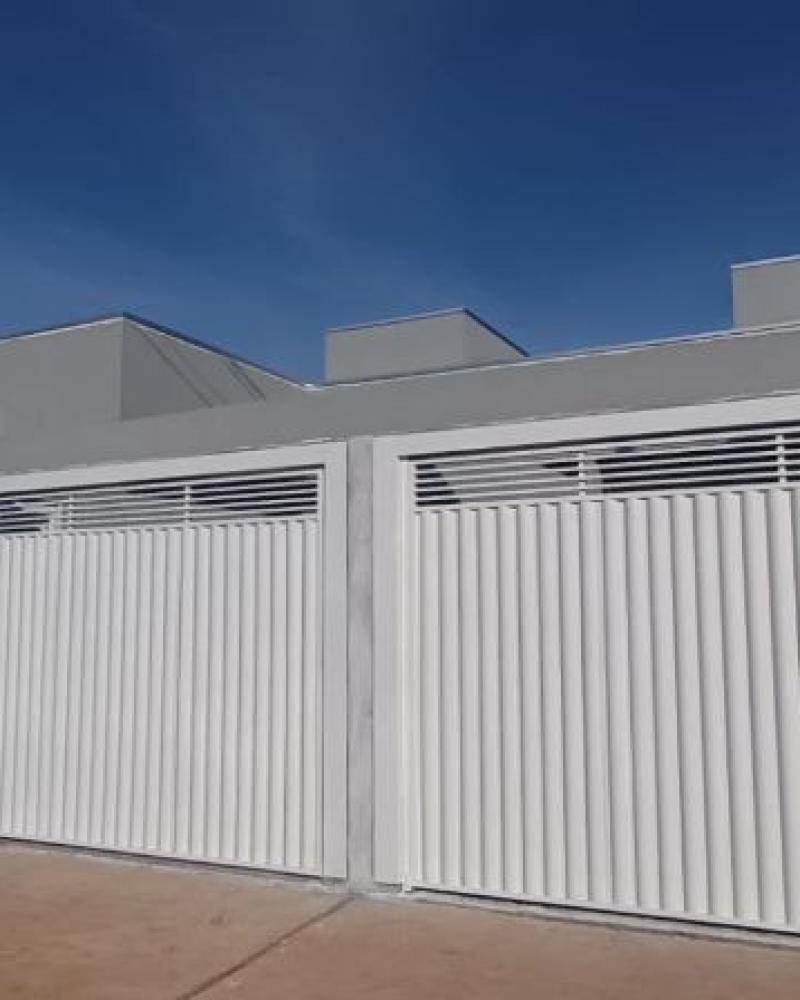 CASA NA Vila Tênis Clube em Assis