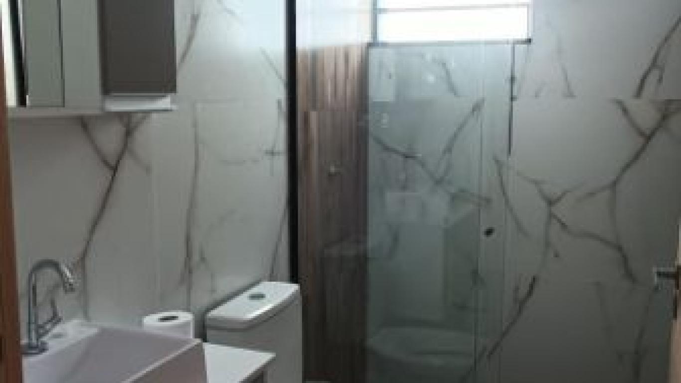 CASA NA Vila Tênis Clube em Assis
