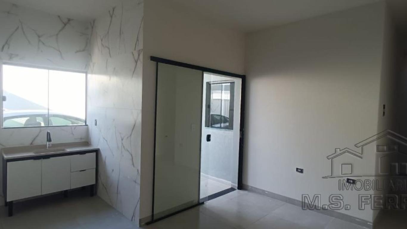 CASA NA Vila Tênis Clube em Assis