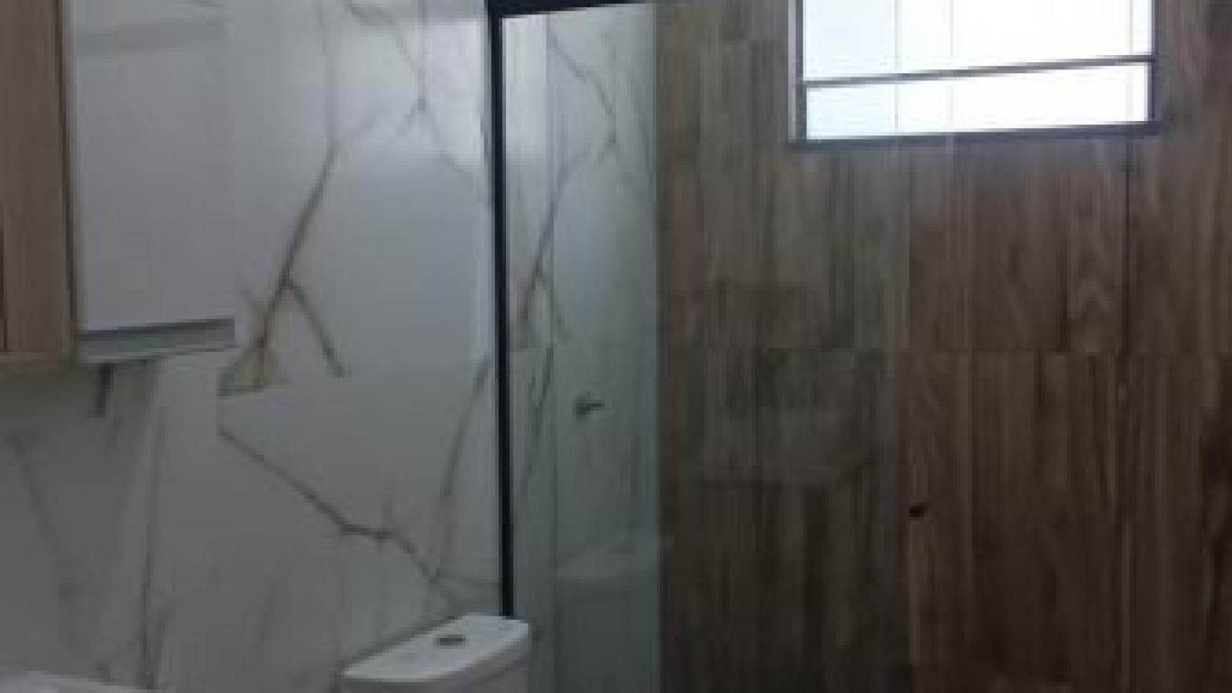 CASA NA Vila Tênis Clube em Assis