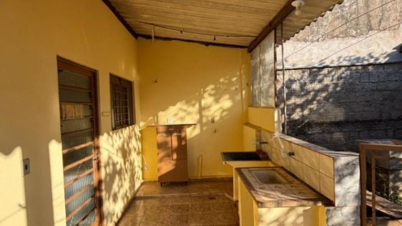 CASA NA Vila Xavier em Assis