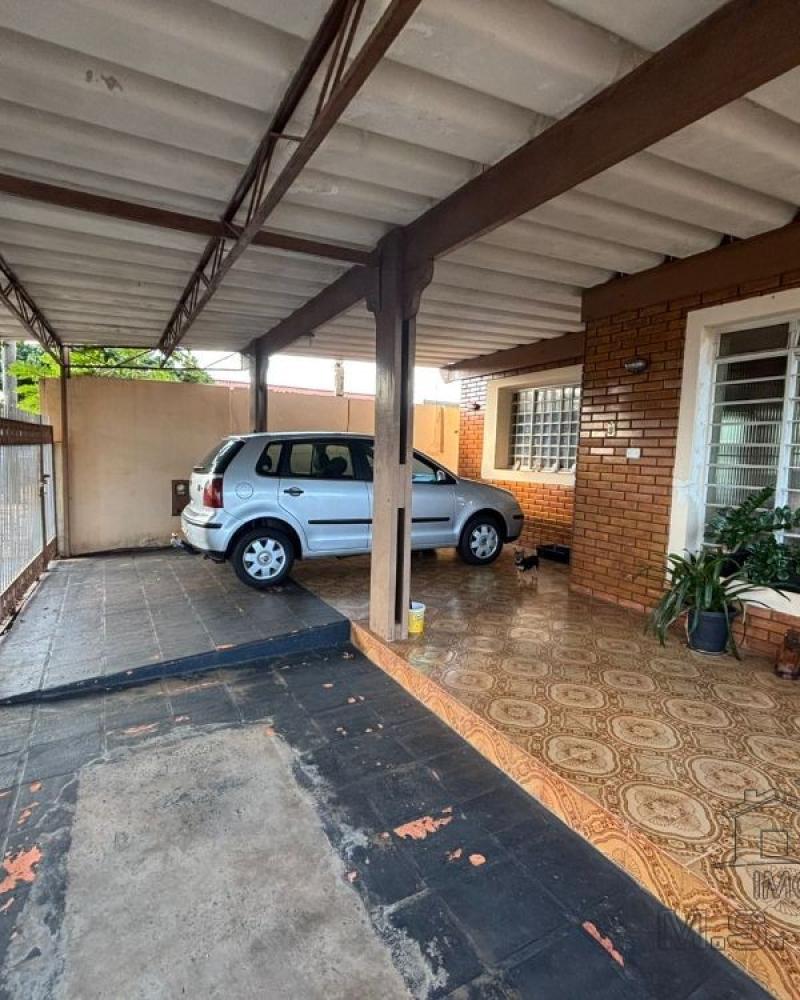 CASA NA Vila Xavier em Assis