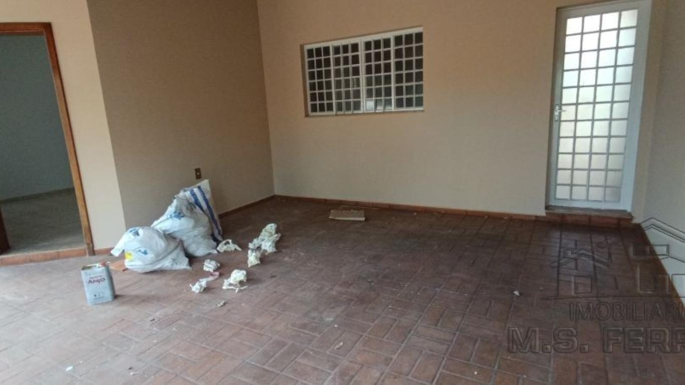 CASA NO Jardim Europa em Assis