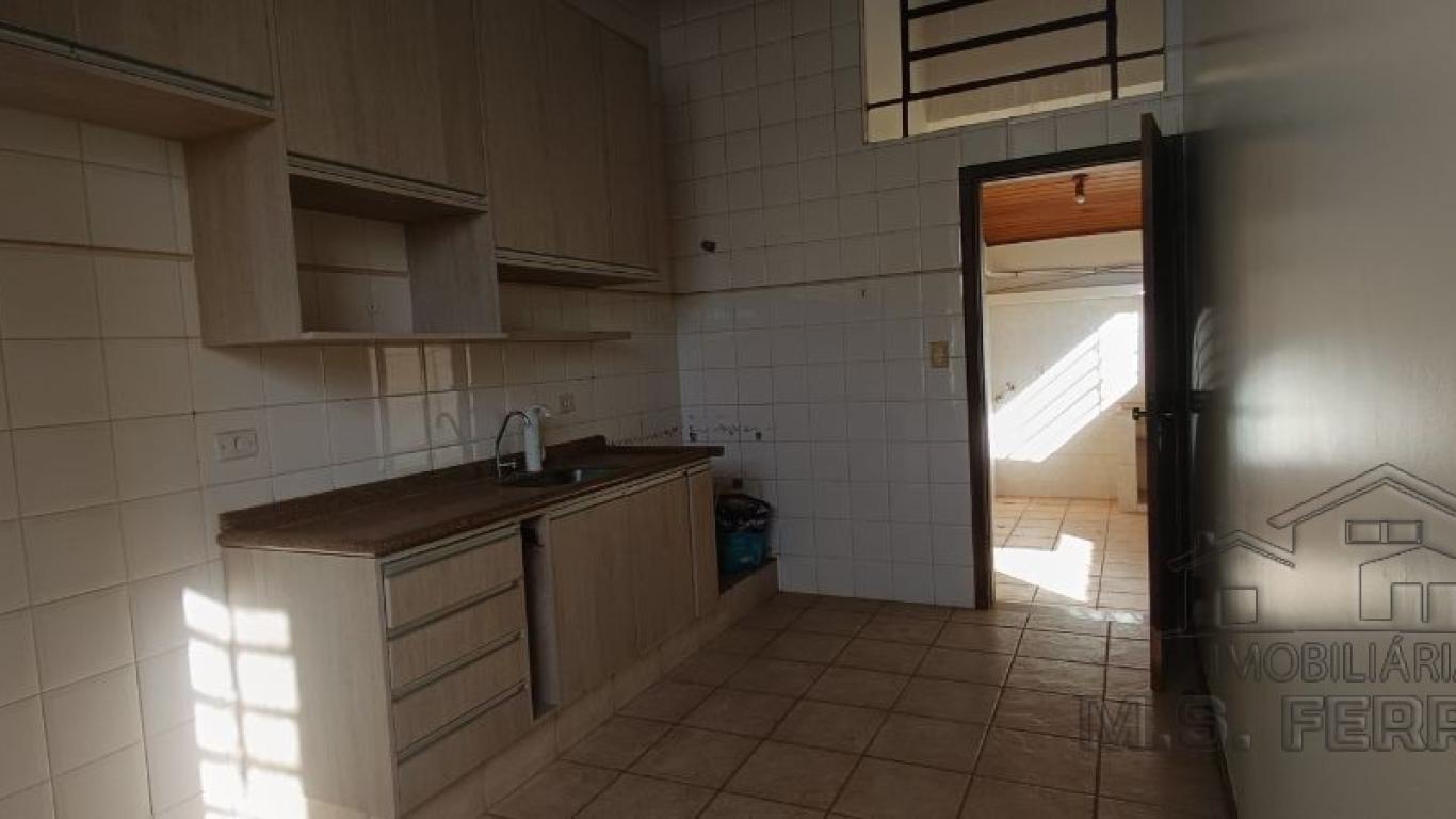 CASA NA Centro em Assis