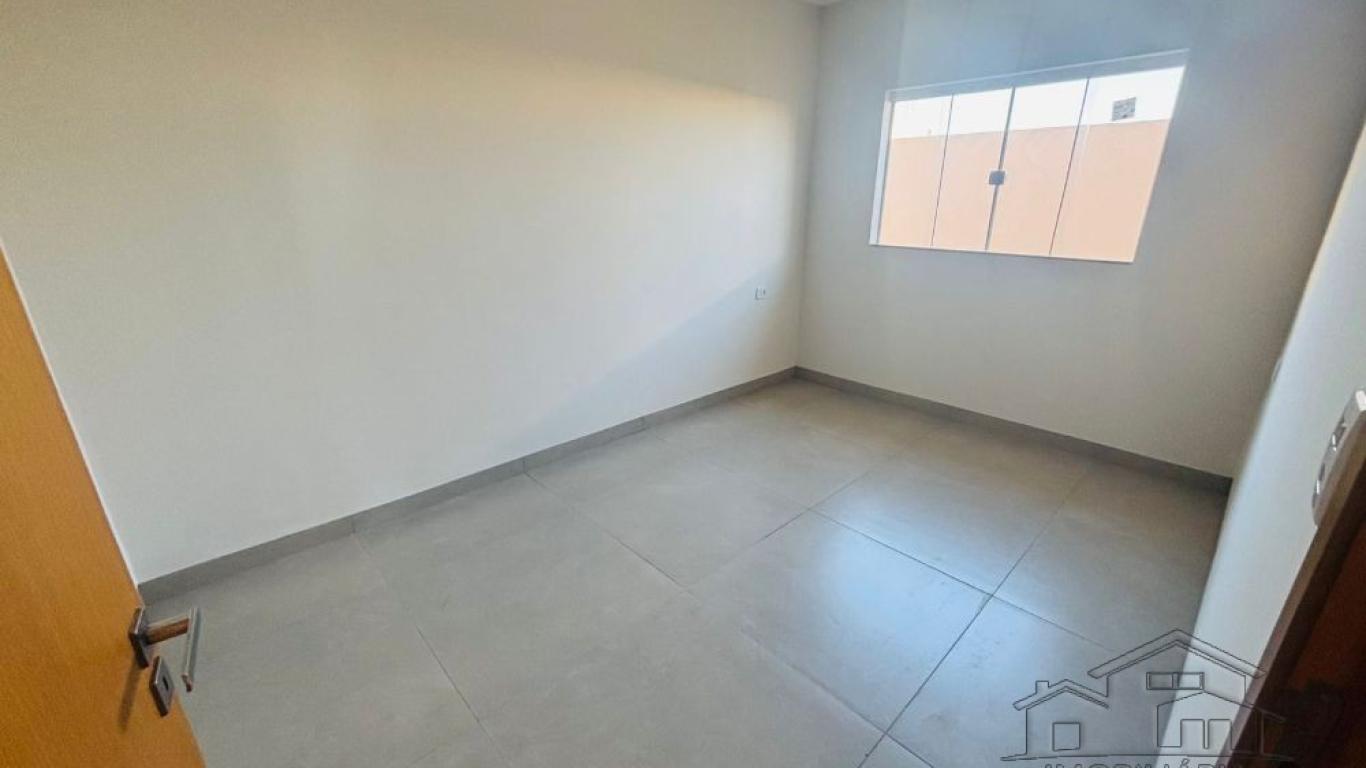 CASA NO JARDIM VENEZA em Assis