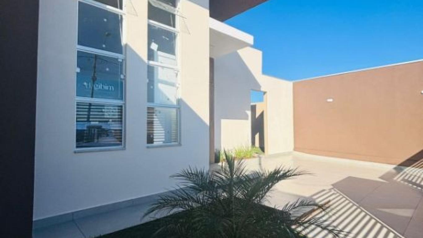 CASA NO JARDIM VENEZA em Assis