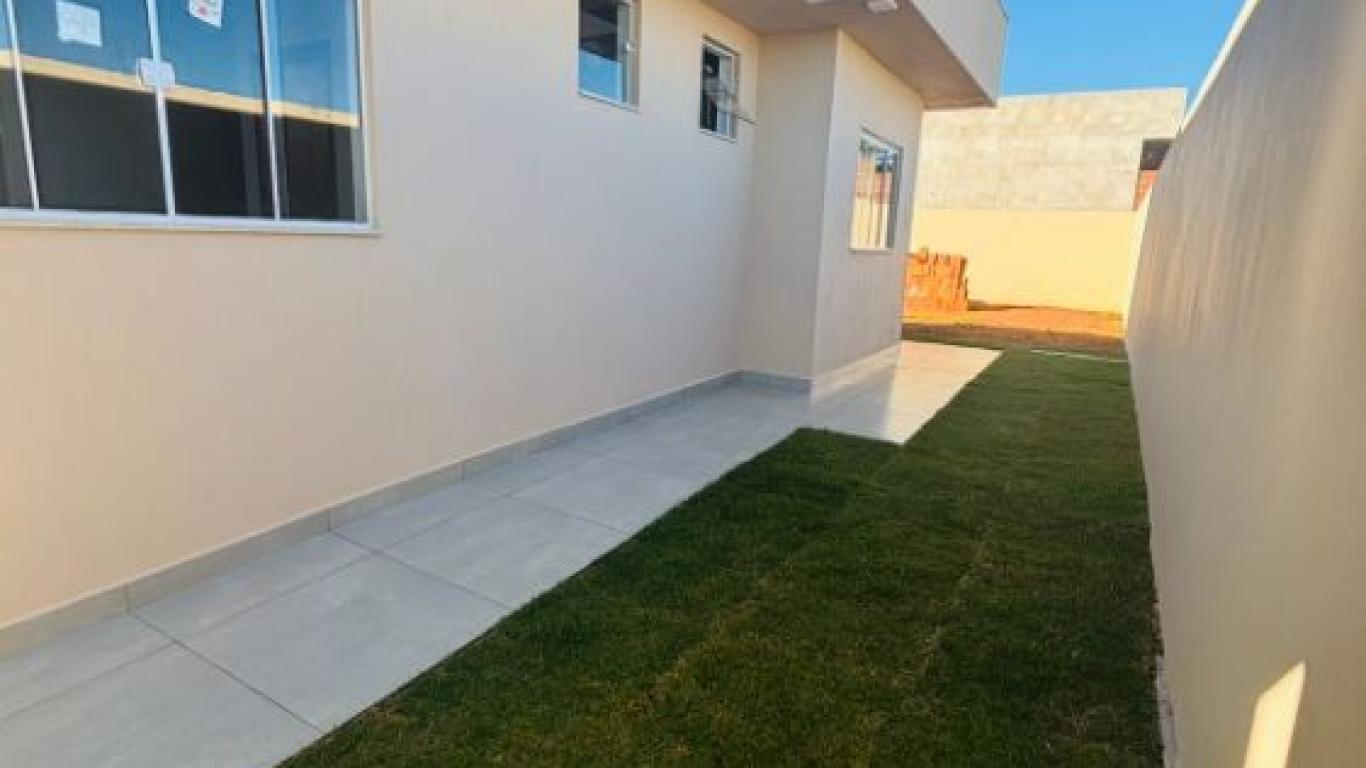 CASA NO JARDIM VENEZA em Assis