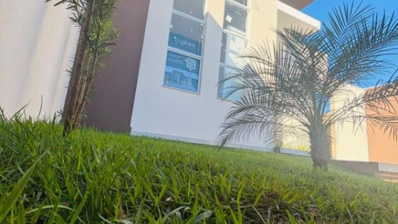 CASA NO JARDIM VENEZA em Assis