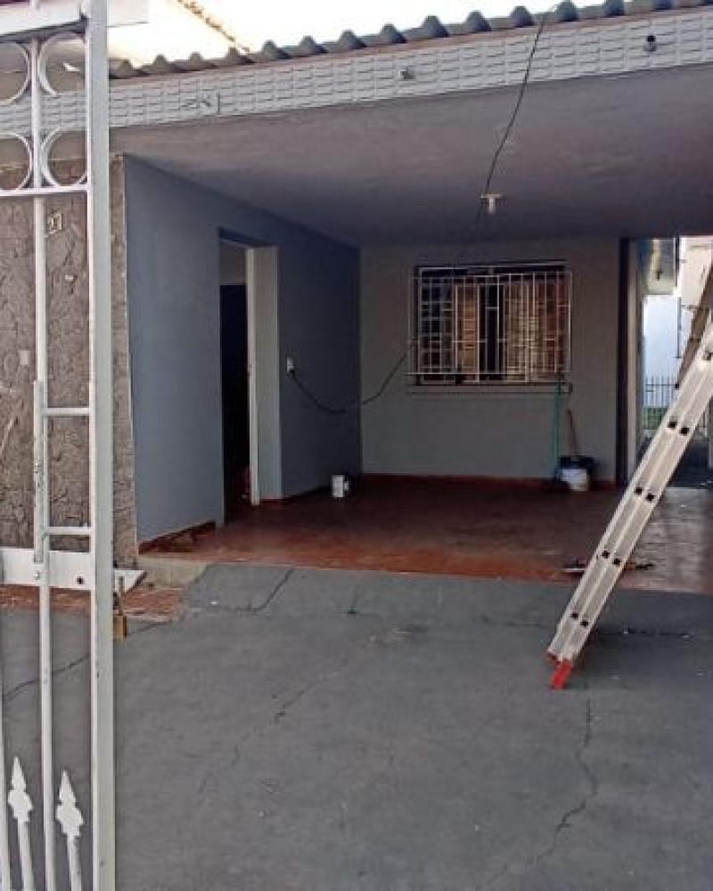 CASA NA Vila Santa Cecília em Assis