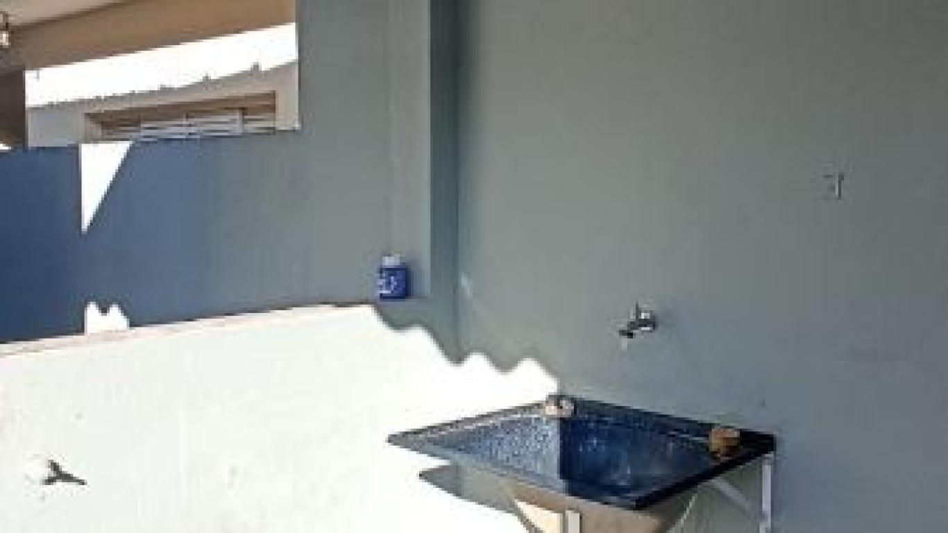 CASA NA Vila Santa Cecília em Assis
