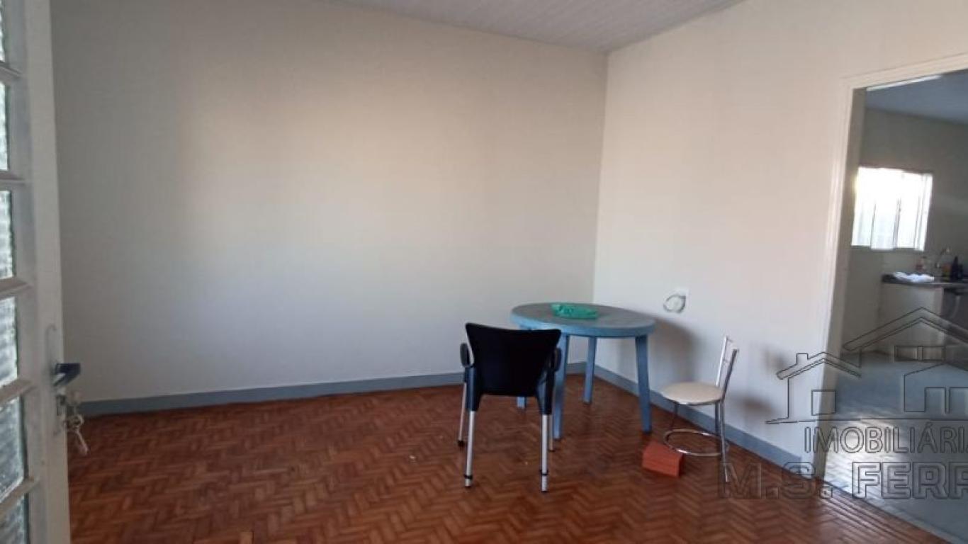 CASA NA Vila Santa Cecília em Assis