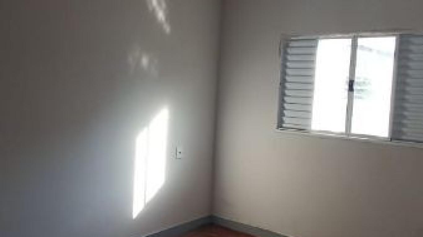 CASA NA Vila Santa Cecília em Assis