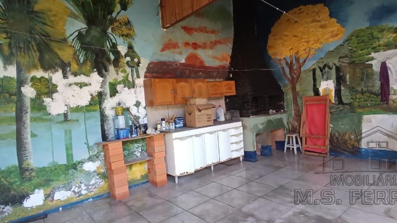 CASA NA Vila Tênis Clube em Assis
