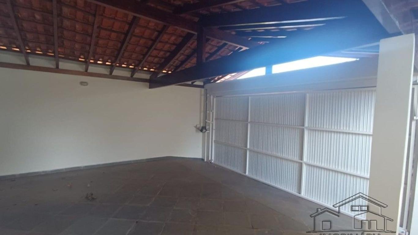 CASA NO Jardim Morumbi em Assis