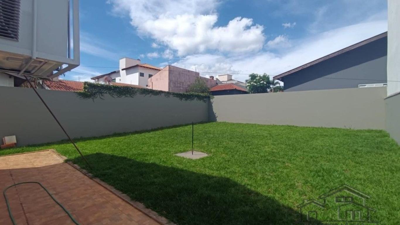 CASA NO Jardim Morumbi em Assis