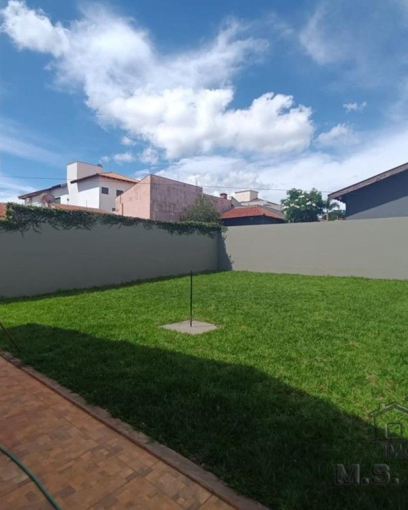 CASA NO Jardim Morumbi em Assis