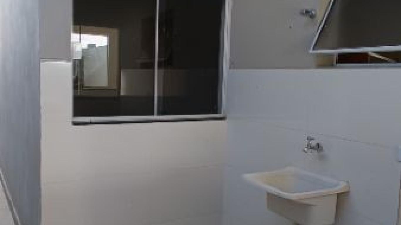CASA NO Residencial Veneza em Assis