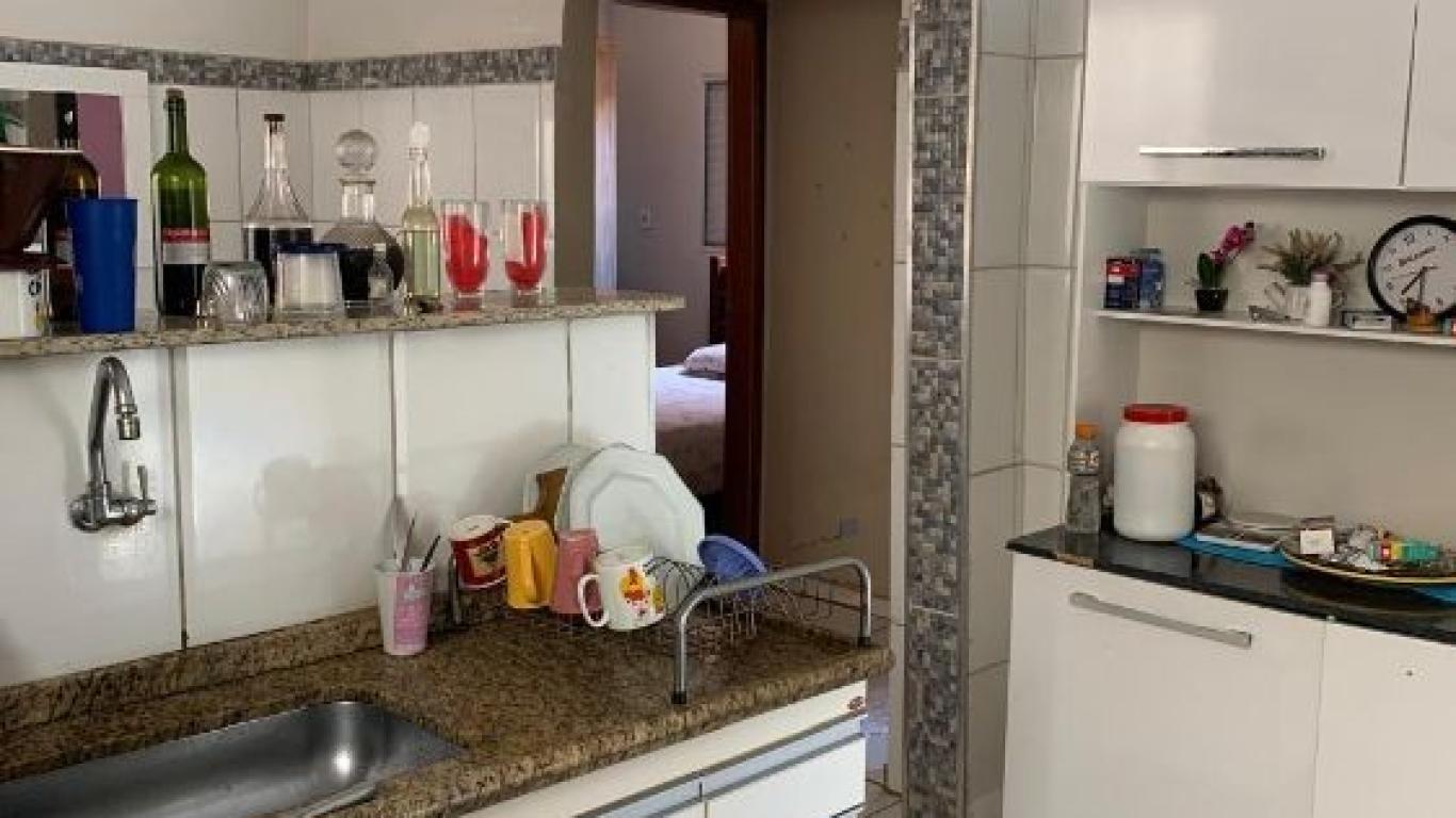 CASA NA Vila Brasileira em Assis
