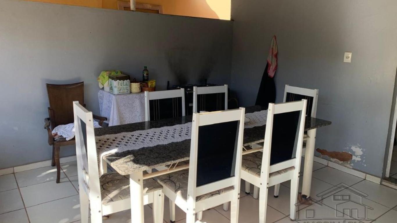 CASA NA Vila Brasileira em Assis