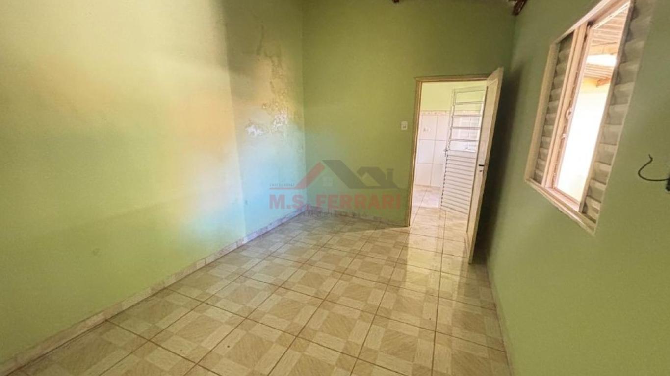 CASA NA Vila Brasileira em Assis