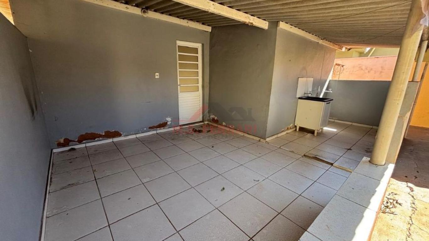 CASA NA Vila Brasileira em Assis