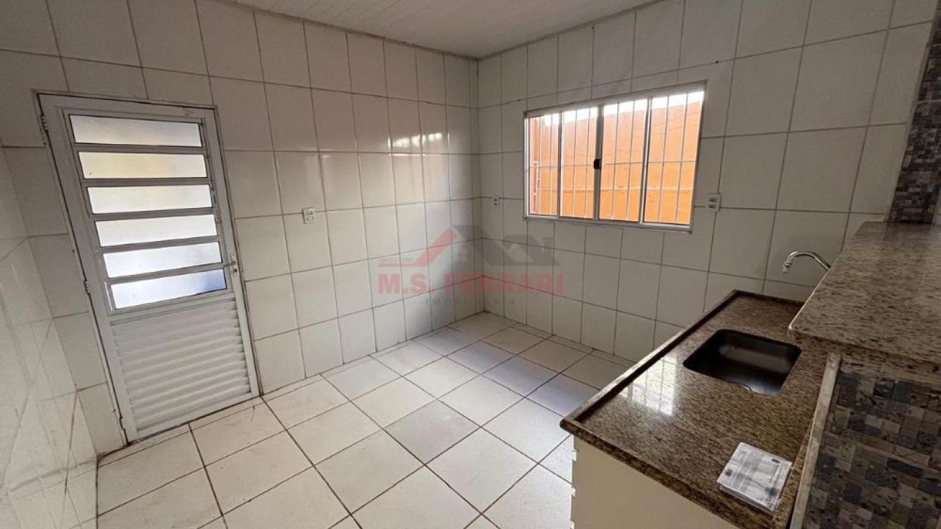 CASA NA Vila Brasileira em Assis