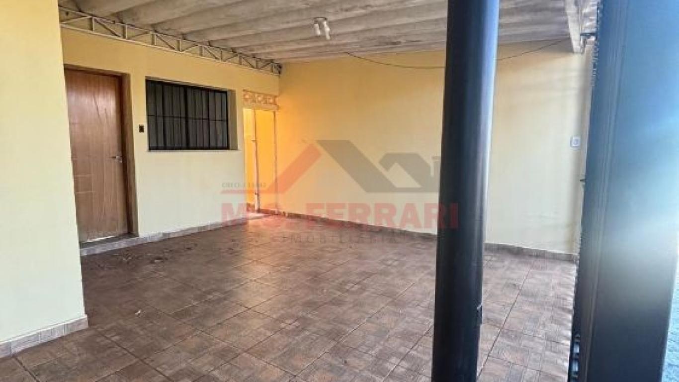 CASA NA Vila Brasileira em Assis