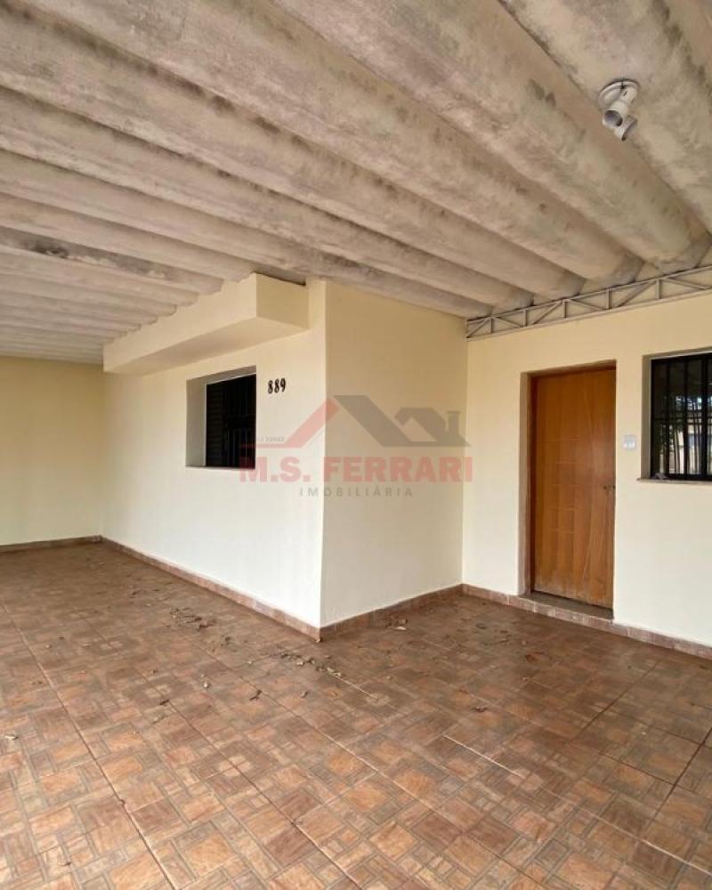 CASA NA Vila Brasileira em Assis