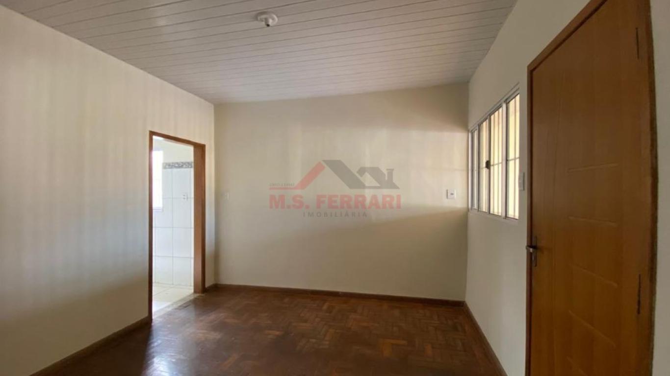 CASA NA Vila Brasileira em Assis