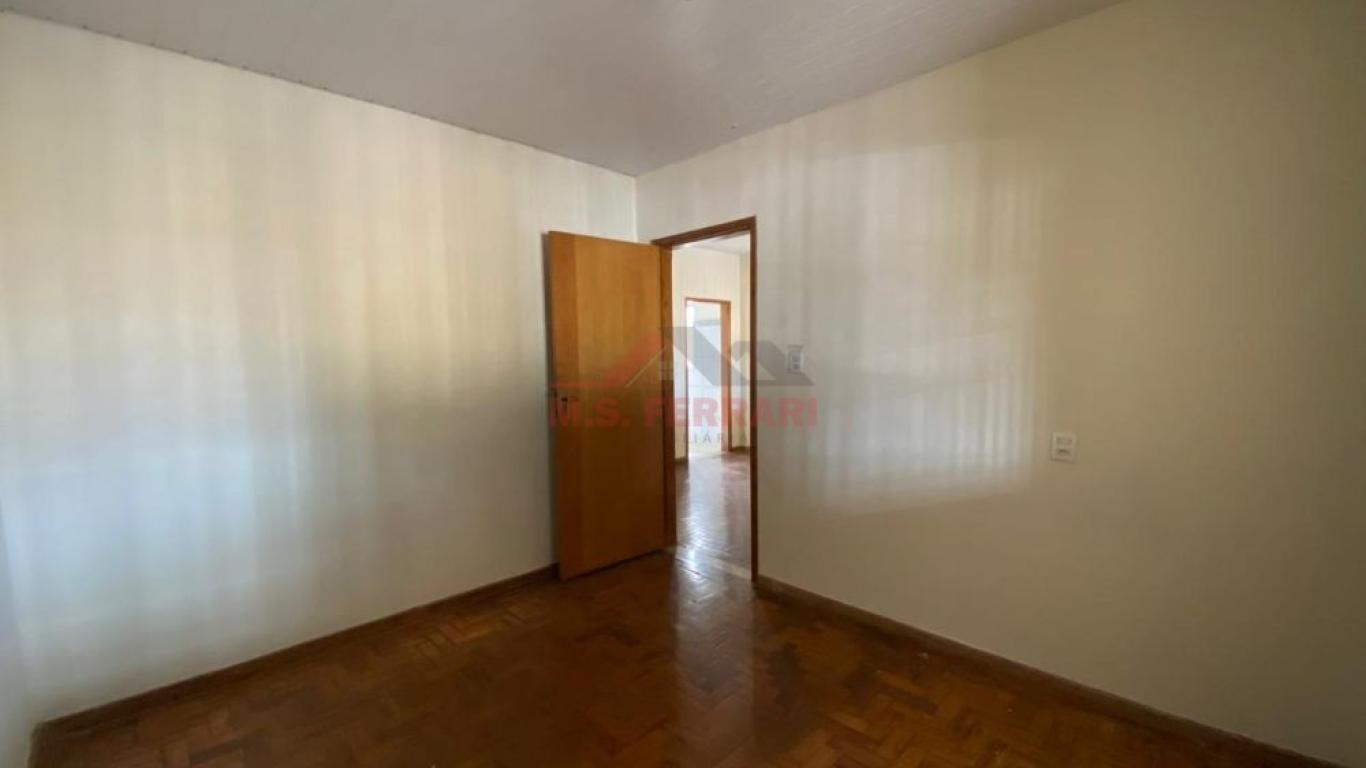 CASA NA Vila Brasileira em Assis