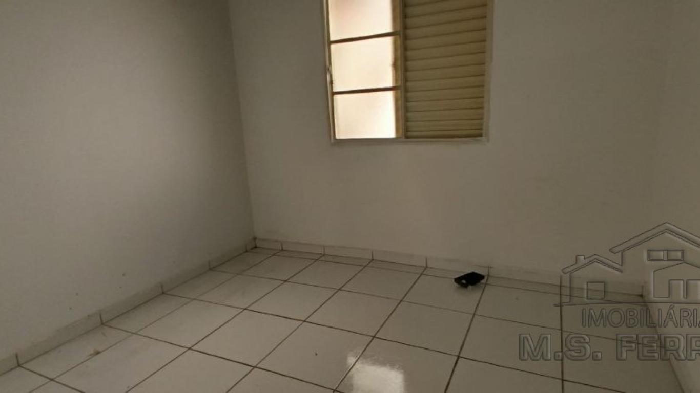 CASA NA Núcleo Habitacional Dirceu Gomes Cervilha em Assis