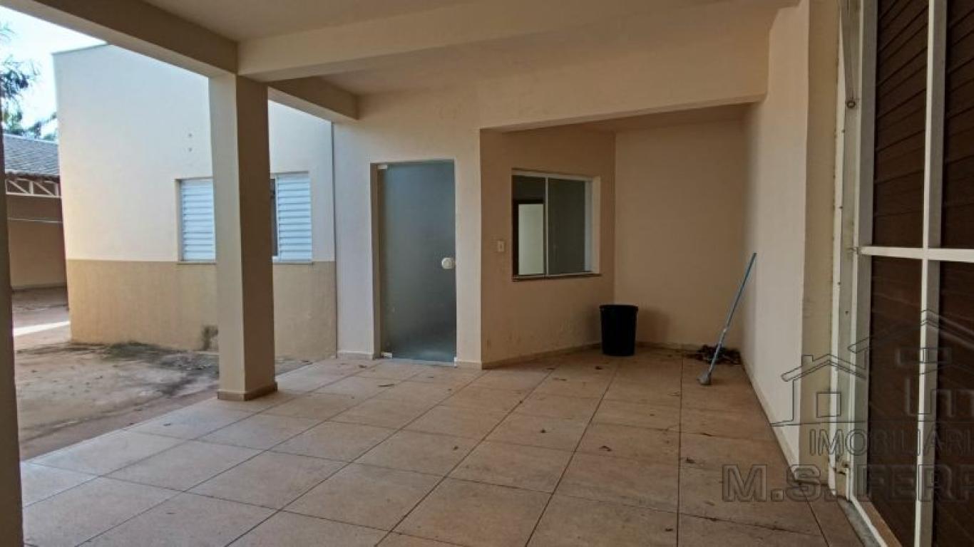 CASA NA Conjunto Habitacional Nelson Marcondes em Assis