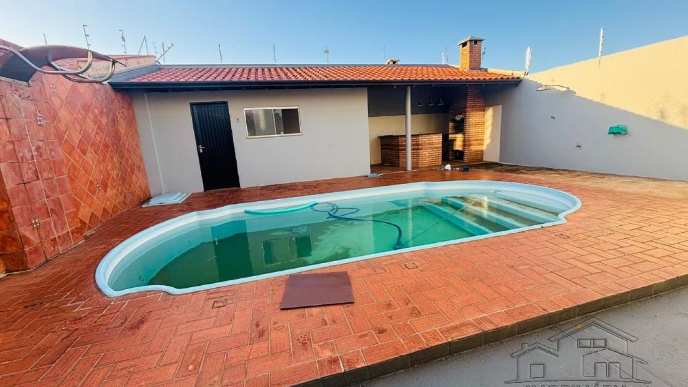 CASA NO Jardim Monte Carlo em Assis