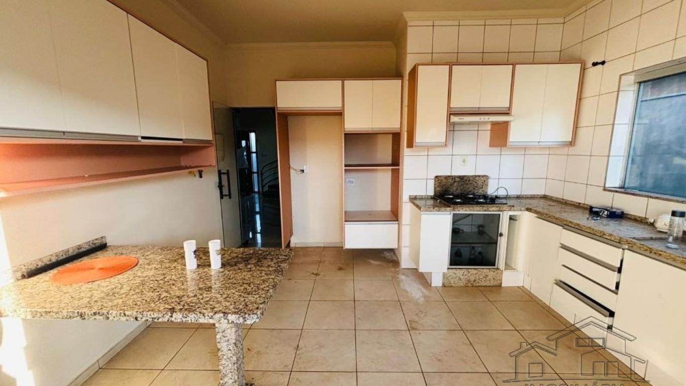 CASA NO Jardim Monte Carlo em Assis