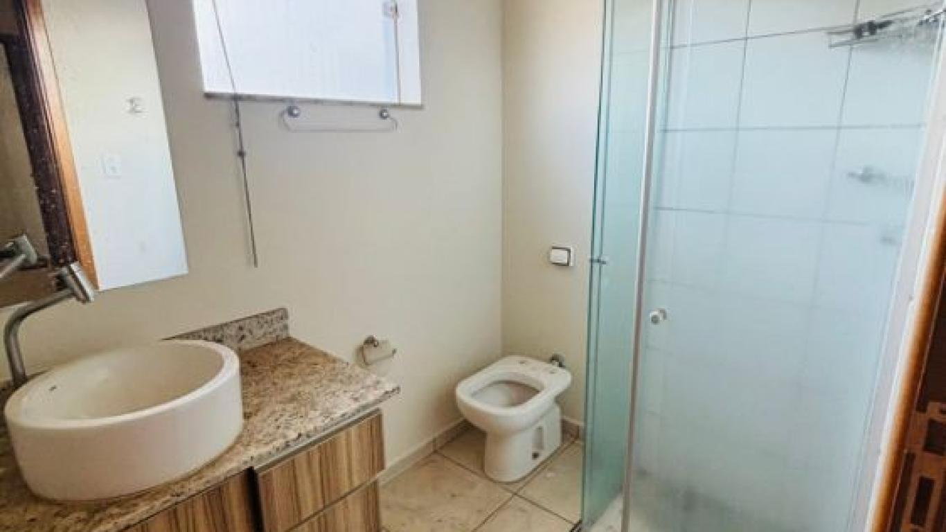 CASA NO Jardim Monte Carlo em Assis