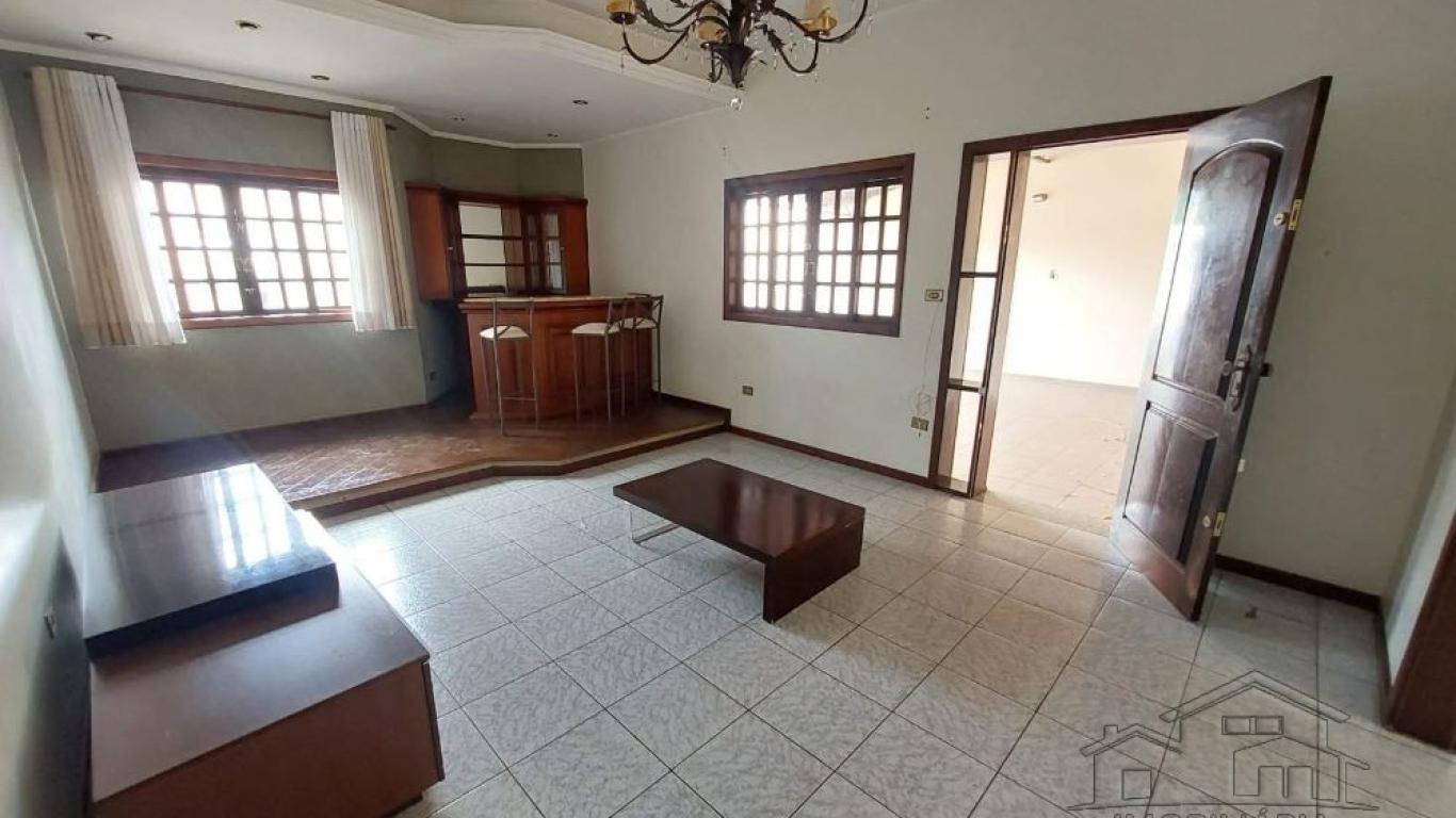 CASA NA Vila Orestes em Assis