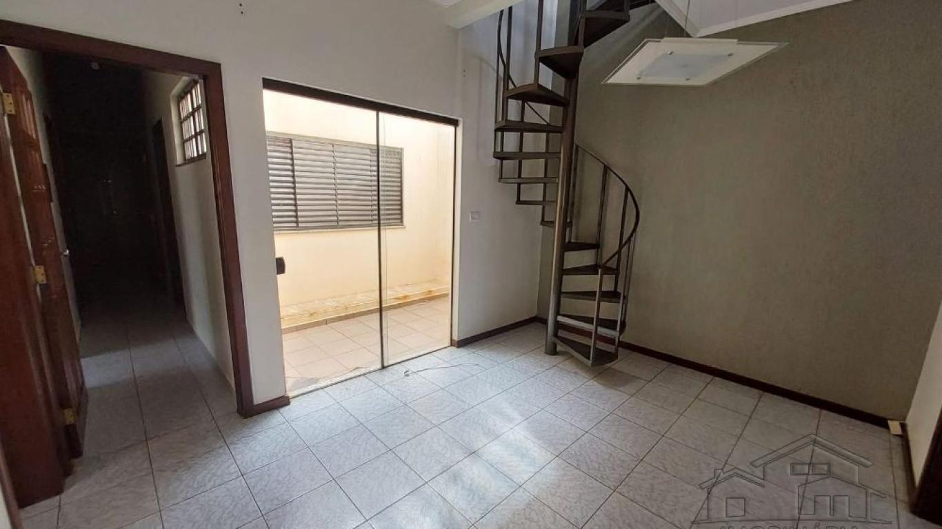 CASA NA Vila Orestes em Assis