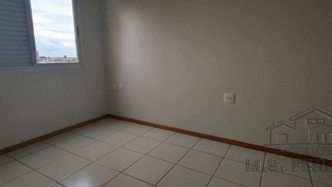 APARTAMENTO NA Centro em Assis