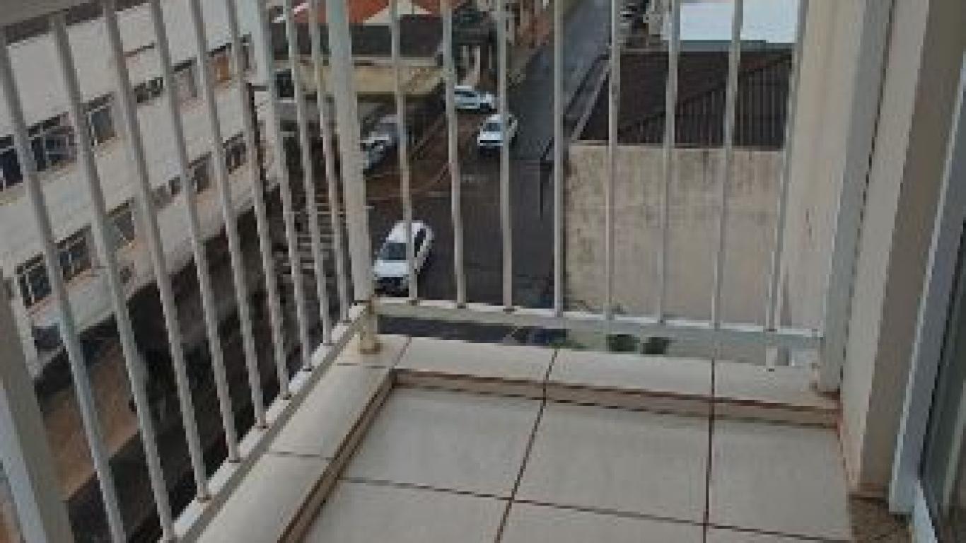 APARTAMENTO NA Centro em Assis
