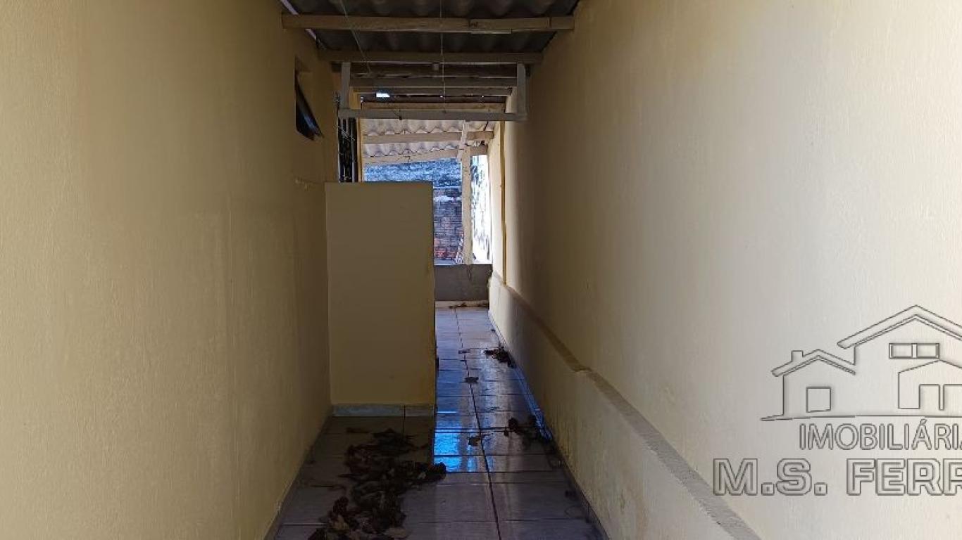 CASA NA Conjunto Habitacional Assis IV em Assis