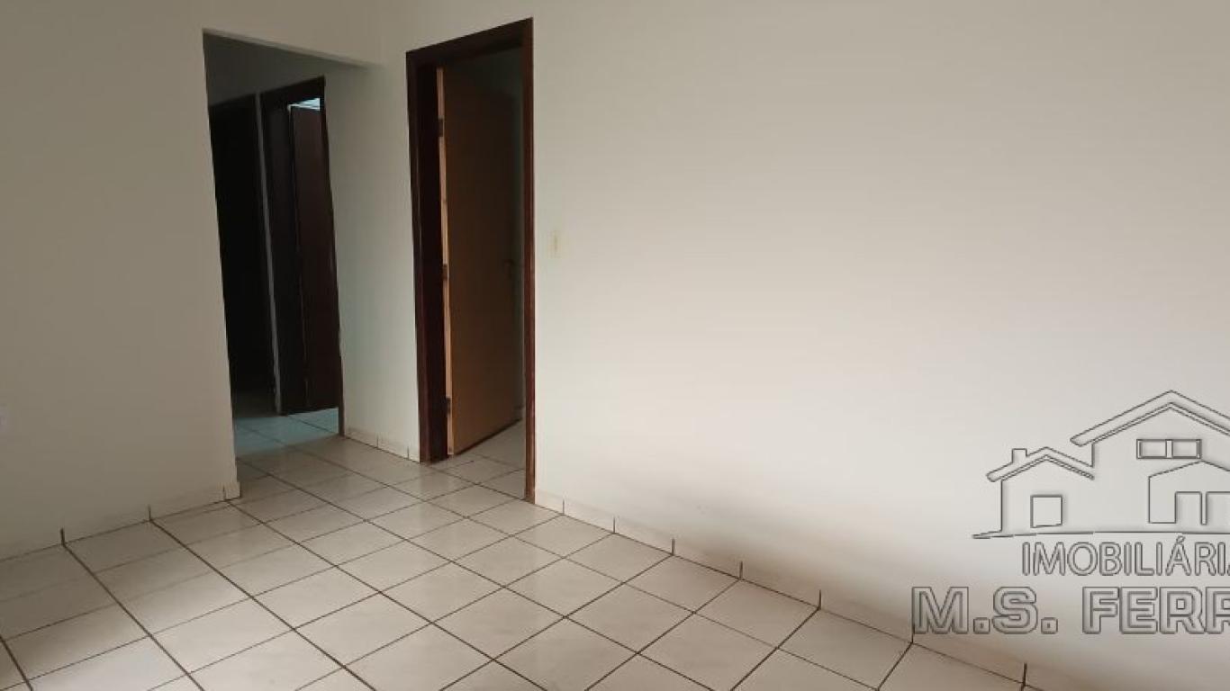 CASA NA Vila Tênis Clube em Assis