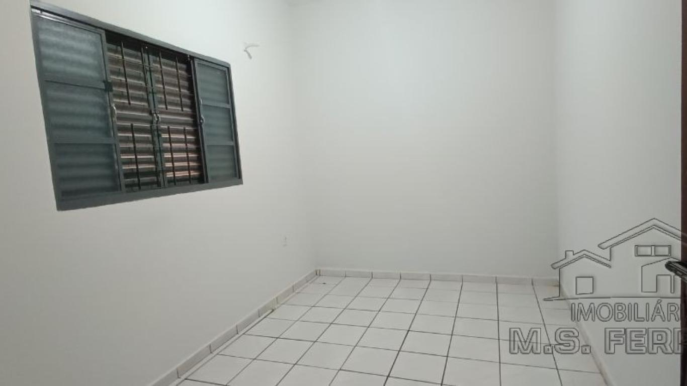 CASA NA Vila Tênis Clube em Assis